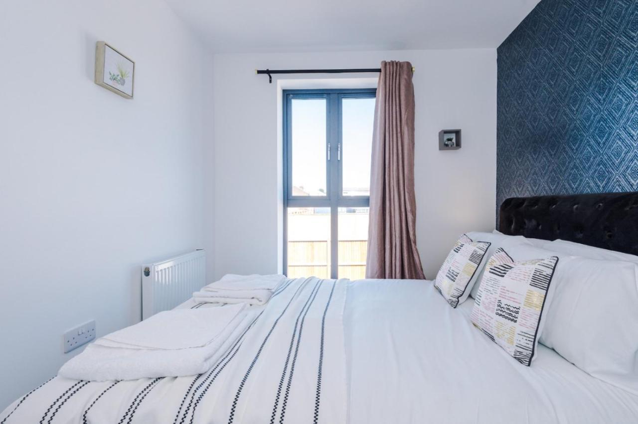 Rest&Recharge At Ridgefield House Villa Manchester Esterno foto