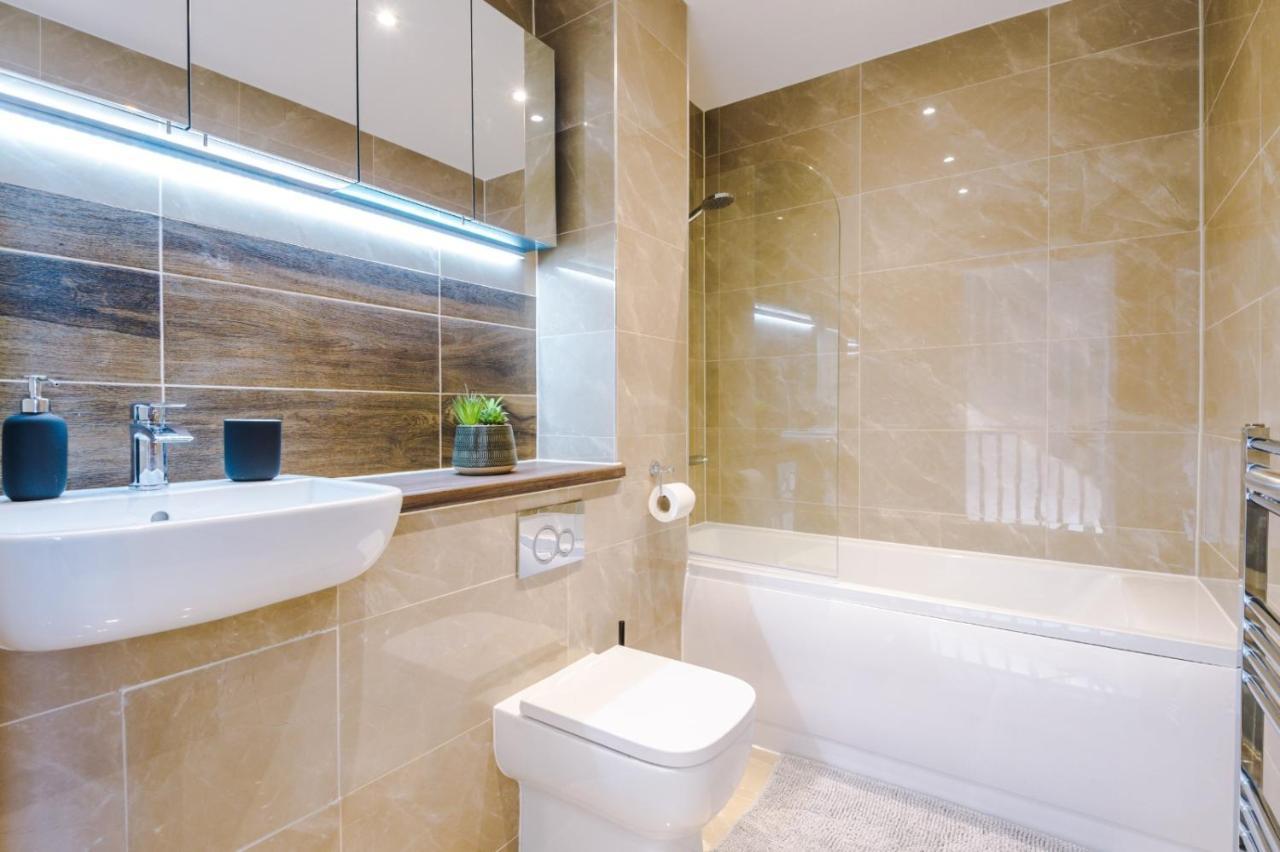 Rest&Recharge At Ridgefield House Villa Manchester Esterno foto