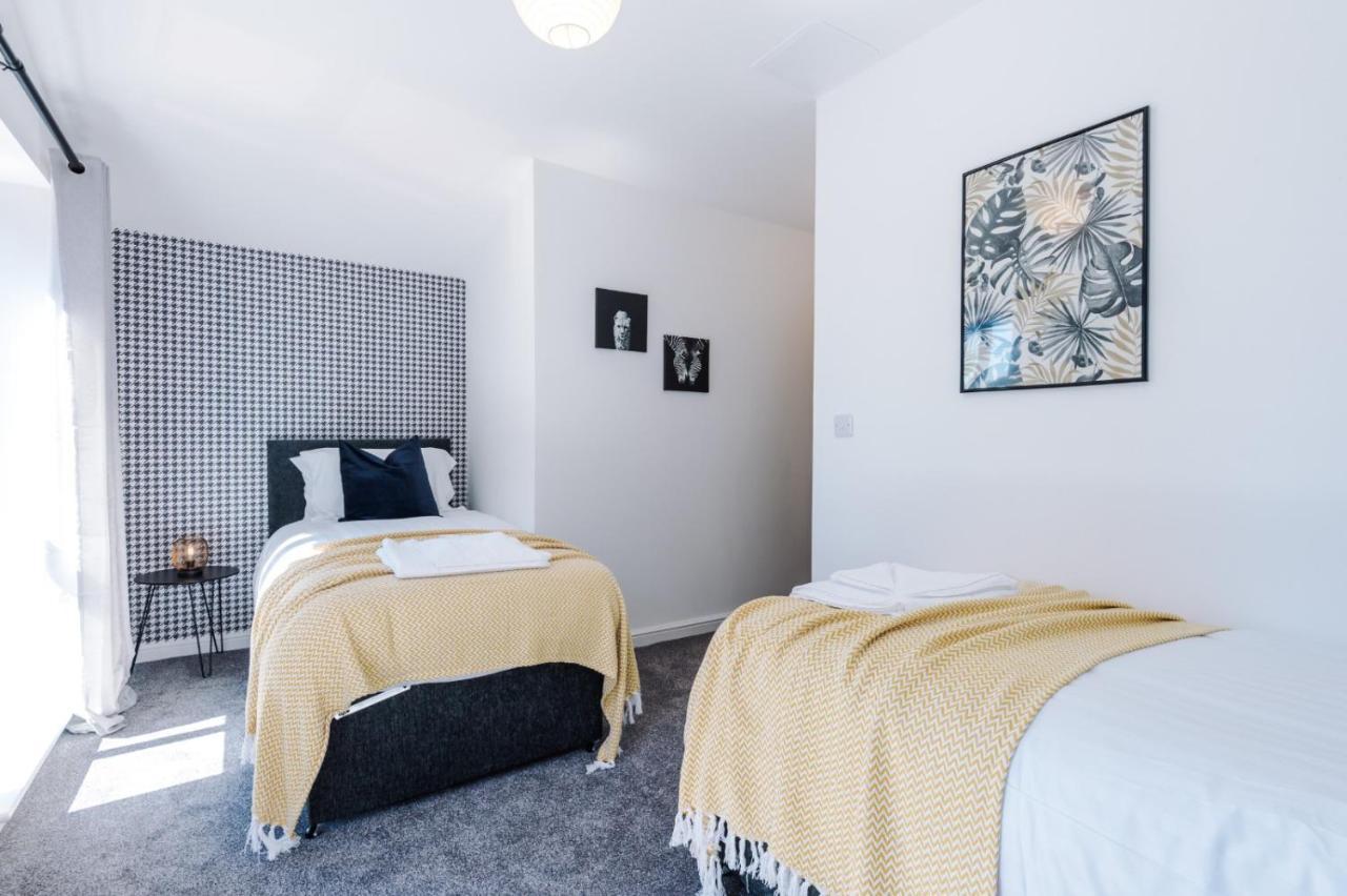 Rest&Recharge At Ridgefield House Villa Manchester Esterno foto